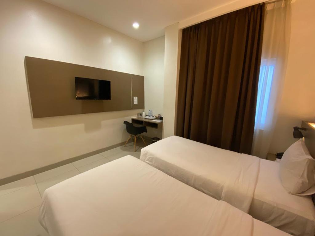 Opi Indah Hotel Palembang Luaran gambar