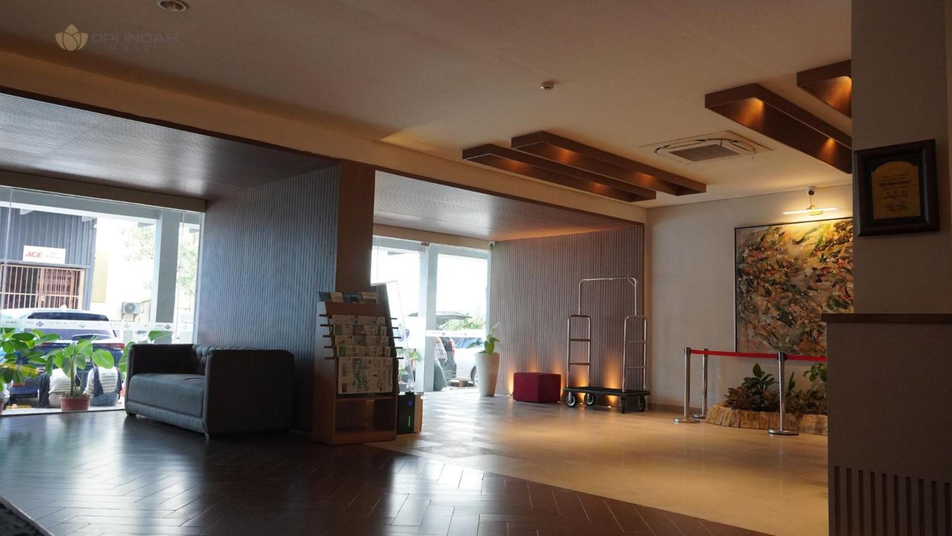 Opi Indah Hotel Palembang Luaran gambar
