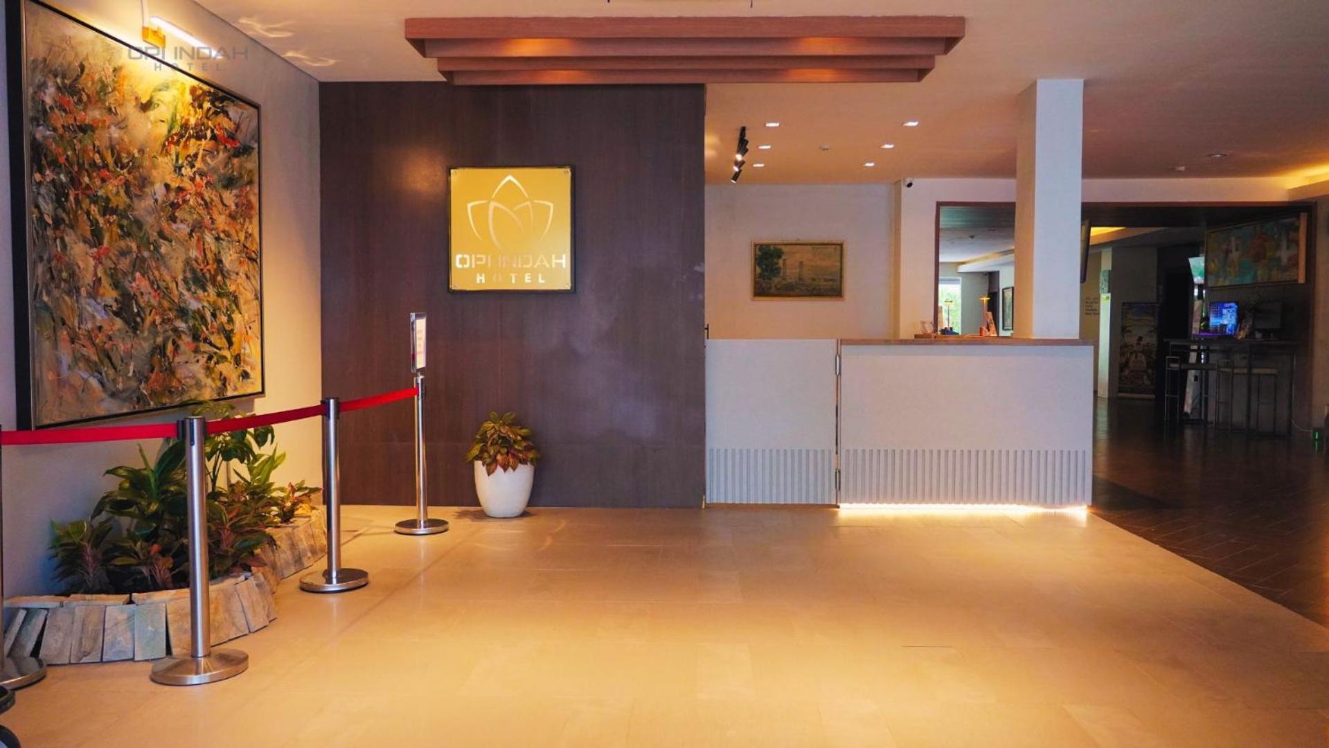 Opi Indah Hotel Palembang Luaran gambar