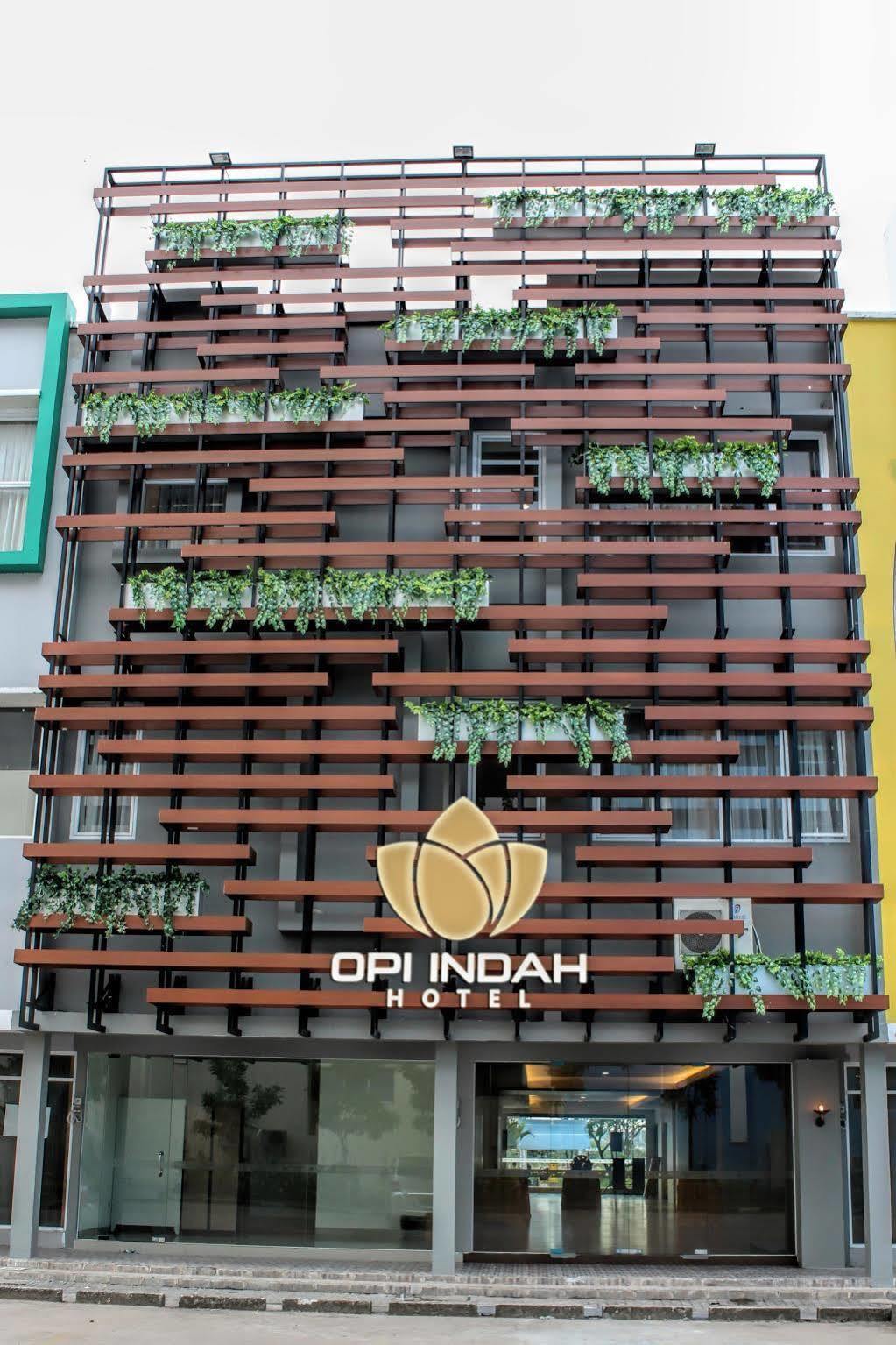Opi Indah Hotel Palembang Luaran gambar