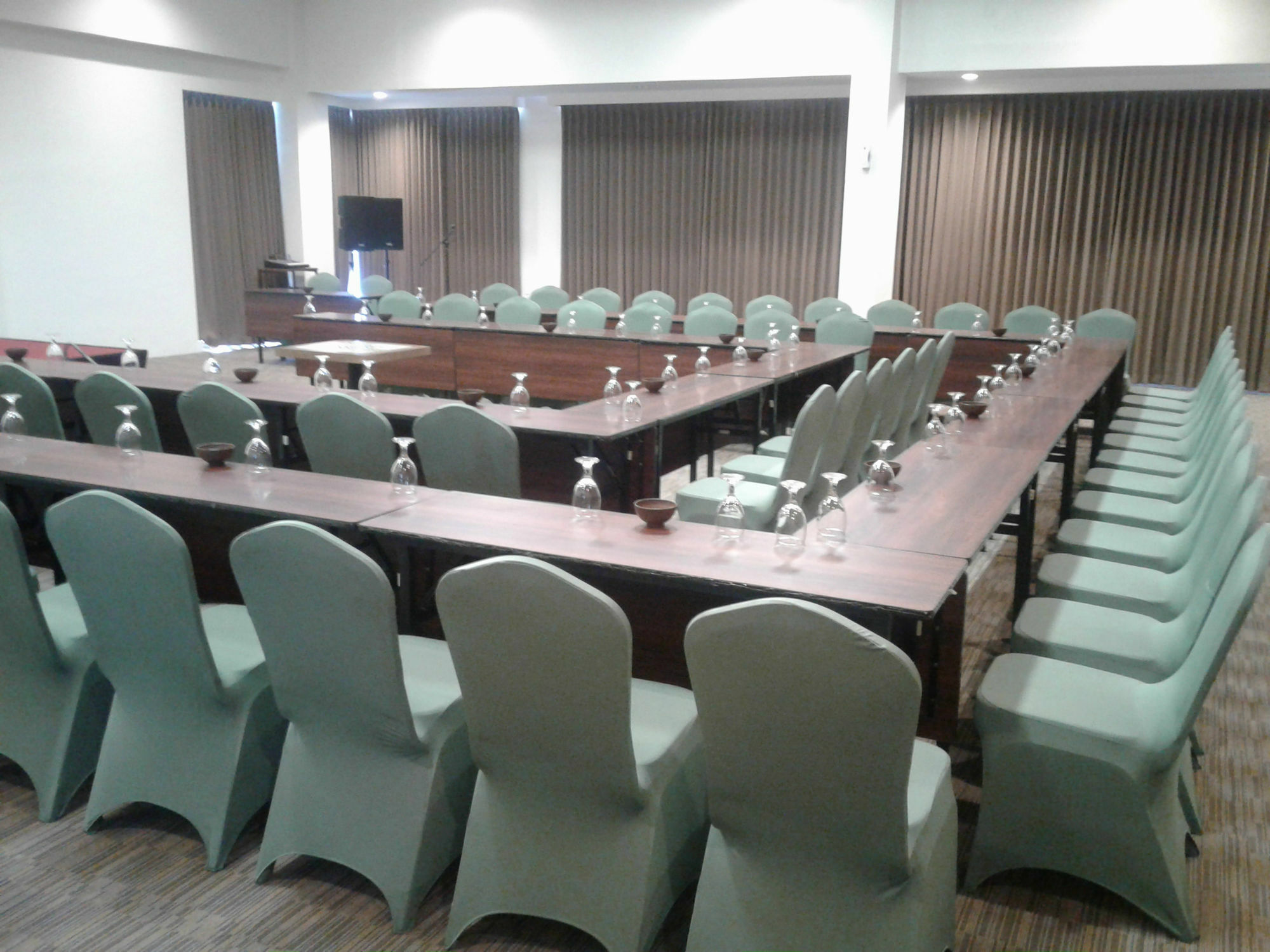 Opi Indah Hotel Palembang Luaran gambar